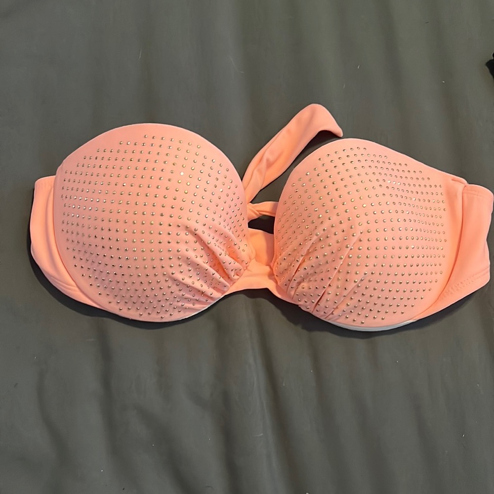 Bikini top